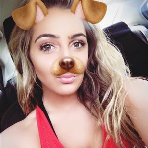 Meet your Posher, Dana